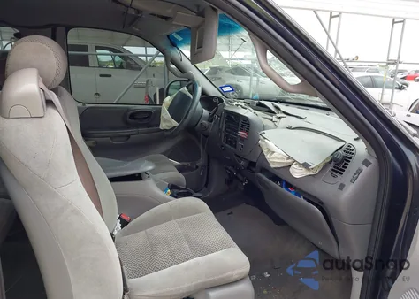 2001 Ford F-150 Xl/Xlt z USA, uszkodzony, nr VIN 2FTZX17221CA51994